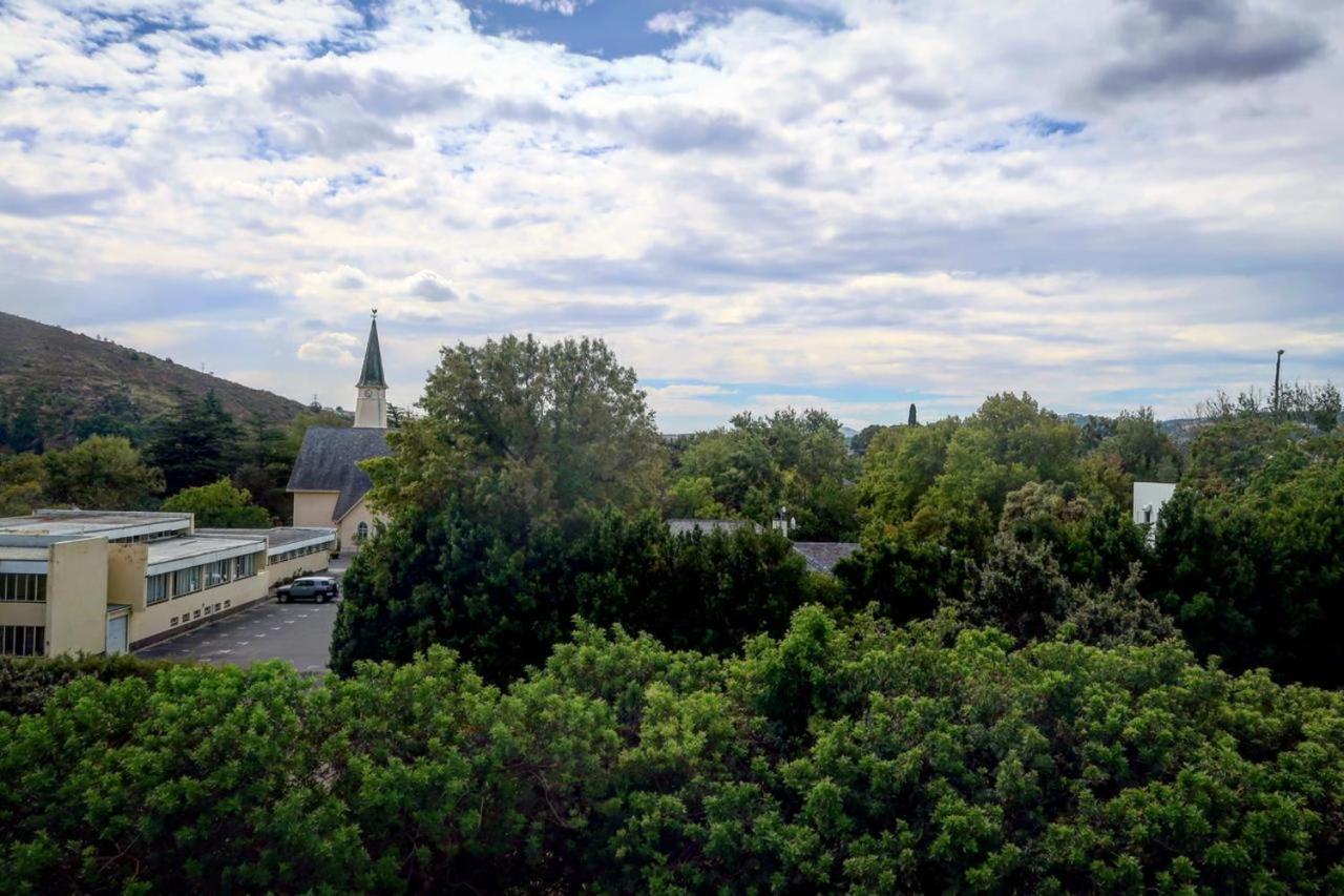 Quiet Hidden Gem In Historic Stellenbosch Apartment Exterior photo